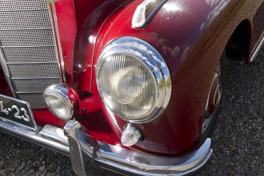  Mercedes-Benz 300 S Coupe 1954 года  (фото 9 из 15)